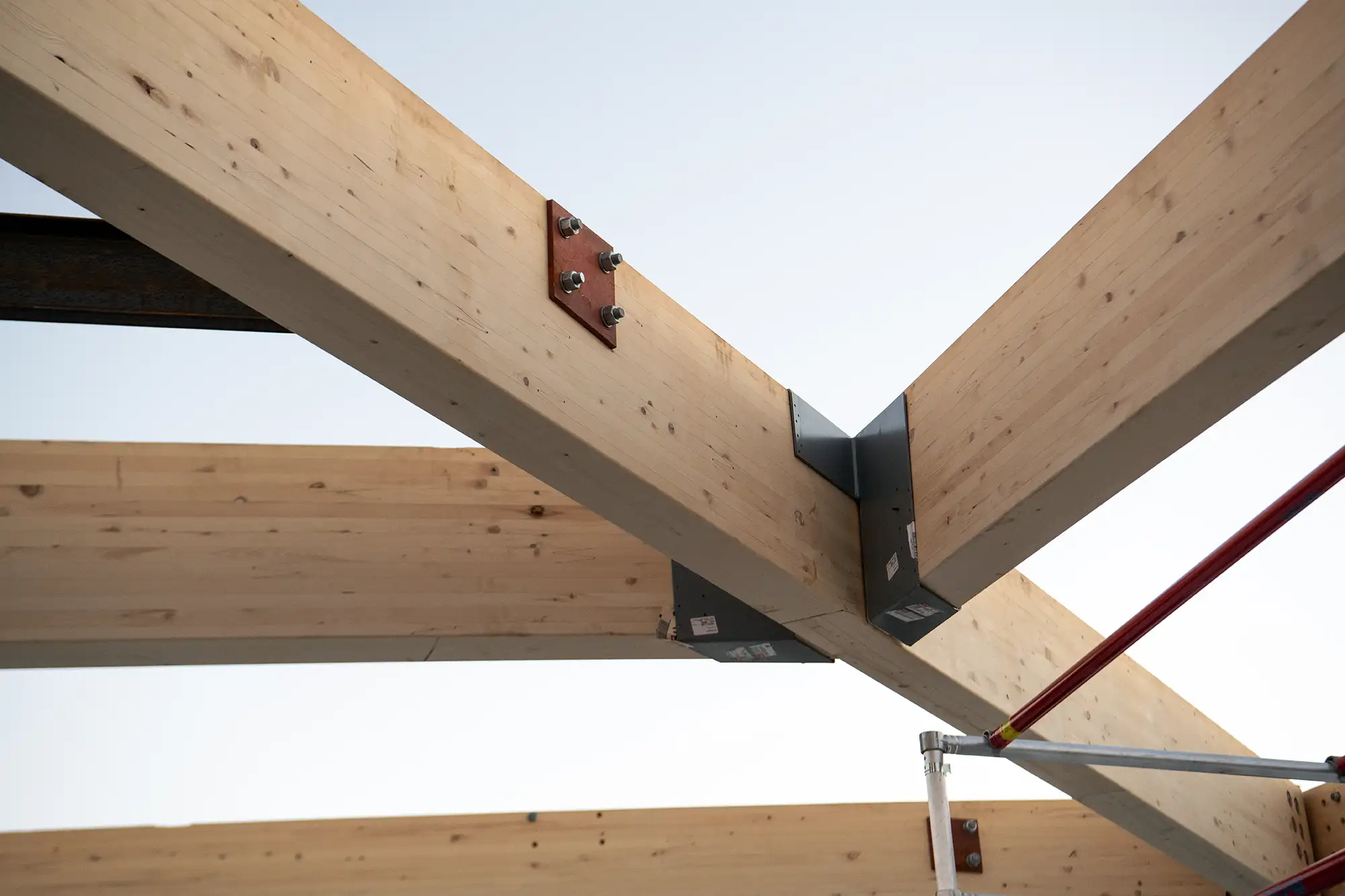 Glulam solutions for structural mass timber construction